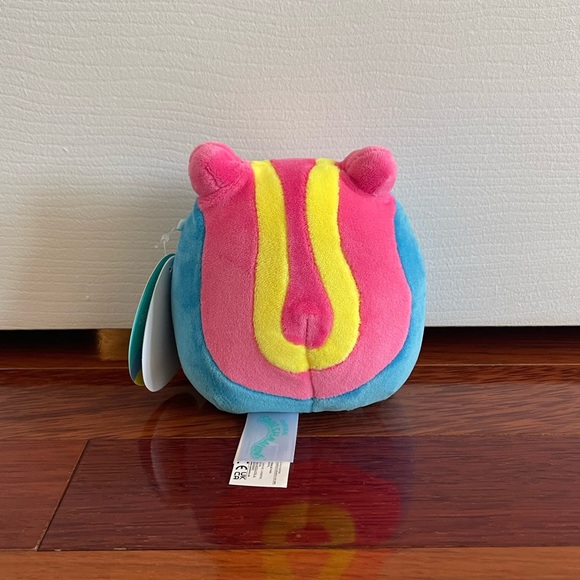 Wamina the Frog Blacklight 5” Squishmallow - Picture 3 of 3